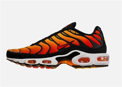 nike tn weiß gold|Buy Air Max Plus Shoes: New Releases & Iconic .